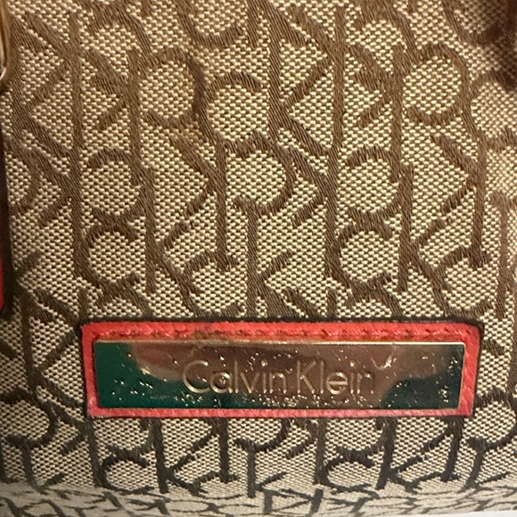 Calvin Klein Tan Monogram Bag with Red Trim - Picture 8 of 13